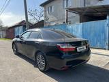 Toyota Camry 2017 года за 13 100 000 тг. в Алматы – фото 4