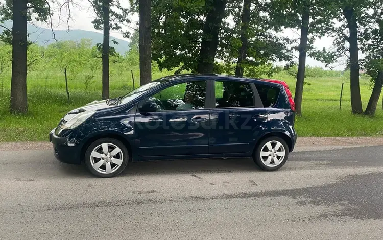 Nissan Note 2007 годаfor4 100 000 тг. в Алматы