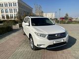 Toyota Highlander 2013 года за 8 300 000 тг. в Актау