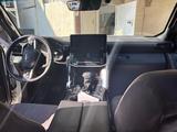 Toyota Land Cruiser 2024 года за 49 500 000 тг. в Атырау – фото 4
