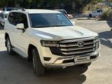 Toyota Land Cruiser 2024 года за 49 500 000 тг. в Атырау