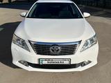 Toyota Camry 2013 года за 8 700 000 тг. в Актобе