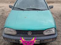 Volkswagen Golf 1992 годаfor550 000 тг. в Семей