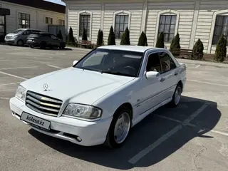 Mercedes-Benz C 280