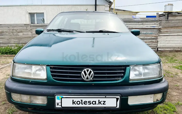 Volkswagen Passat 1995 годаүшін1 050 000 тг. в Уральск