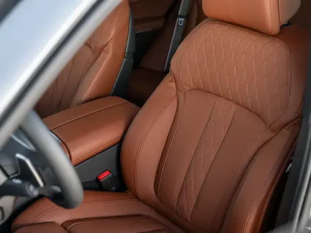 BMW X5 XDrive 40i 2025 года за 75 247 459 тг. в Астана – фото 7