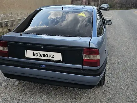 Opel Vectra 1993 года за 1 300 000 тг. в Турара Рыскулова – фото 2