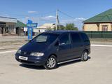 Volkswagen Sharan 2000 годаүшін3 000 000 тг. в Кызылорда