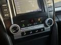 Toyota Camry 2014 годаүшін7 900 000 тг. в Актобе – фото 21