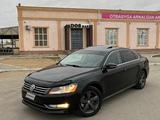 Volkswagen Passat 2013 года за 4 900 000 тг. в Актау