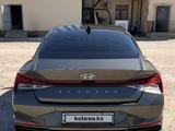 Hyundai Elantra 2023 года за 8 200 000 тг. в Шымкент – фото 4