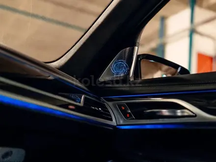 BMW M760 2018 года за 50 000 000 тг. в Алматы – фото 15