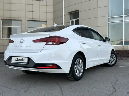 Hyundai Elantra 2019 года за 6 700 000 тг. в Караганда – фото 10
