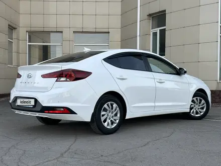 Hyundai Elantra 2019 года за 6 700 000 тг. в Караганда – фото 11