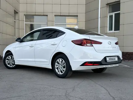 Hyundai Elantra 2019 года за 6 700 000 тг. в Караганда – фото 16
