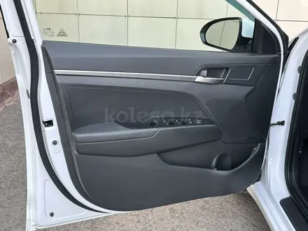 Hyundai Elantra 2019 года за 6 700 000 тг. в Караганда – фото 21