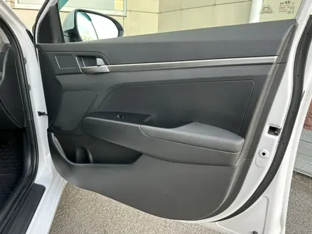 Hyundai Elantra 2019 года за 6 700 000 тг. в Караганда – фото 27
