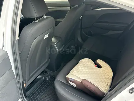 Hyundai Elantra 2019 года за 6 700 000 тг. в Караганда – фото 28
