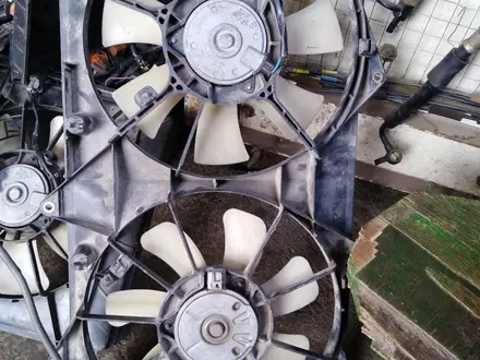 Радиатор охлаждения и вентилятор за 1 000 тг. в Алматы – фото 3