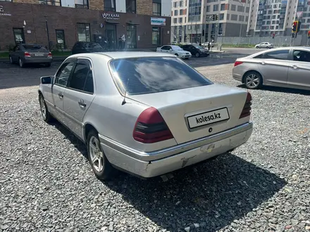 Mercedes-Benz C 280 1994 года за 2 790 000 тг. в Астана – фото 4