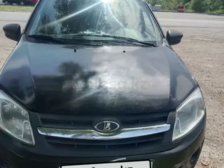 ВАЗ (Lada) Granta 2190 2015 года за 2 100 000 тг. в Усть-Каменогорск – фото 3