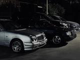 Mercedes-Benz E 320 1997 года за 3 000 000 тг. в Алматы