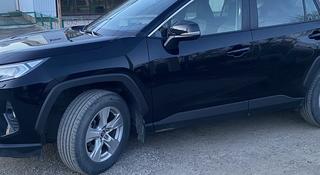 Toyota RAV4 2019 года за 11 500 000 тг. в Уральск