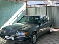 Mercedes-Benz E 220 1992 годаfor1 800 000 тг. в Алматы