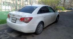 Chevrolet Cruze 2011 года за 2 700 000 тг. в Алматы – фото 2