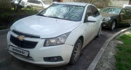 Chevrolet Cruze 2011 года за 2 700 000 тг. в Алматы – фото 4