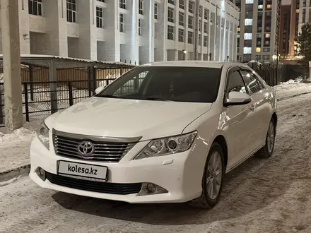 Toyota Camry 2014 года за 9 500 000 тг. в Астана