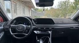 Hyundai Sonata 2021 года за 11 000 000 тг. в Шымкент – фото 2