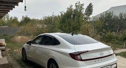Hyundai Sonata 2021 года за 11 000 000 тг. в Шымкент – фото 4