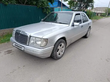 Mercedes-Benz E 300 1991 года за 1 400 000 тг. в Кордай – фото 10