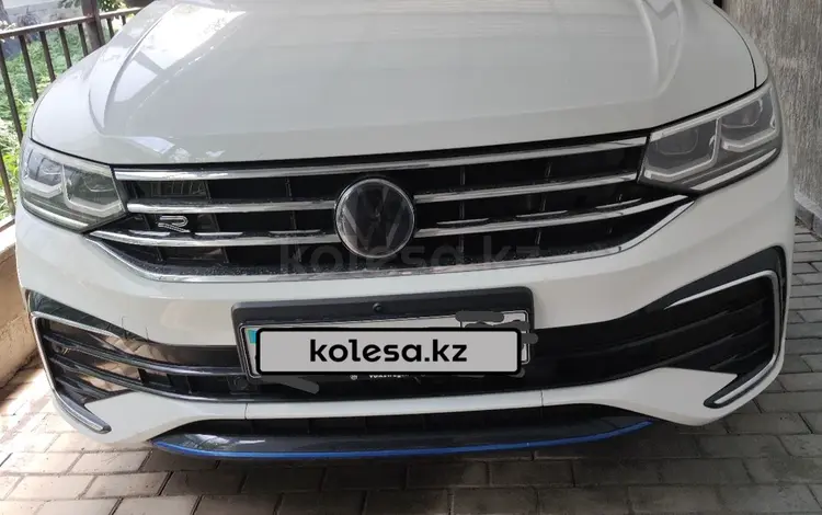 Volkswagen Tiguan 2021 года за 17 500 000 тг. в Алматы