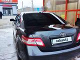 Toyota Camry 2010 года за 6 200 000 тг. в Атырау – фото 3