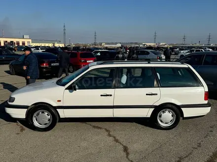 Volkswagen Passat 1994 года за 2 500 000 тг. в Тараз