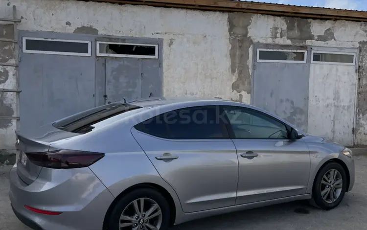 Hyundai Elantra 2016 годаүшін4 500 000 тг. в Актау