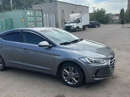 Hyundai Elantra 2018 года за 8 000 000 тг. в Астана – фото 2