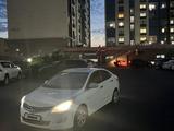 Hyundai Solaris 2015 года за 3 500 000 тг. в Атырау – фото 3