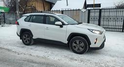 Toyota RAV4 2022 годаfor12 900 000 тг. в Алматы – фото 3