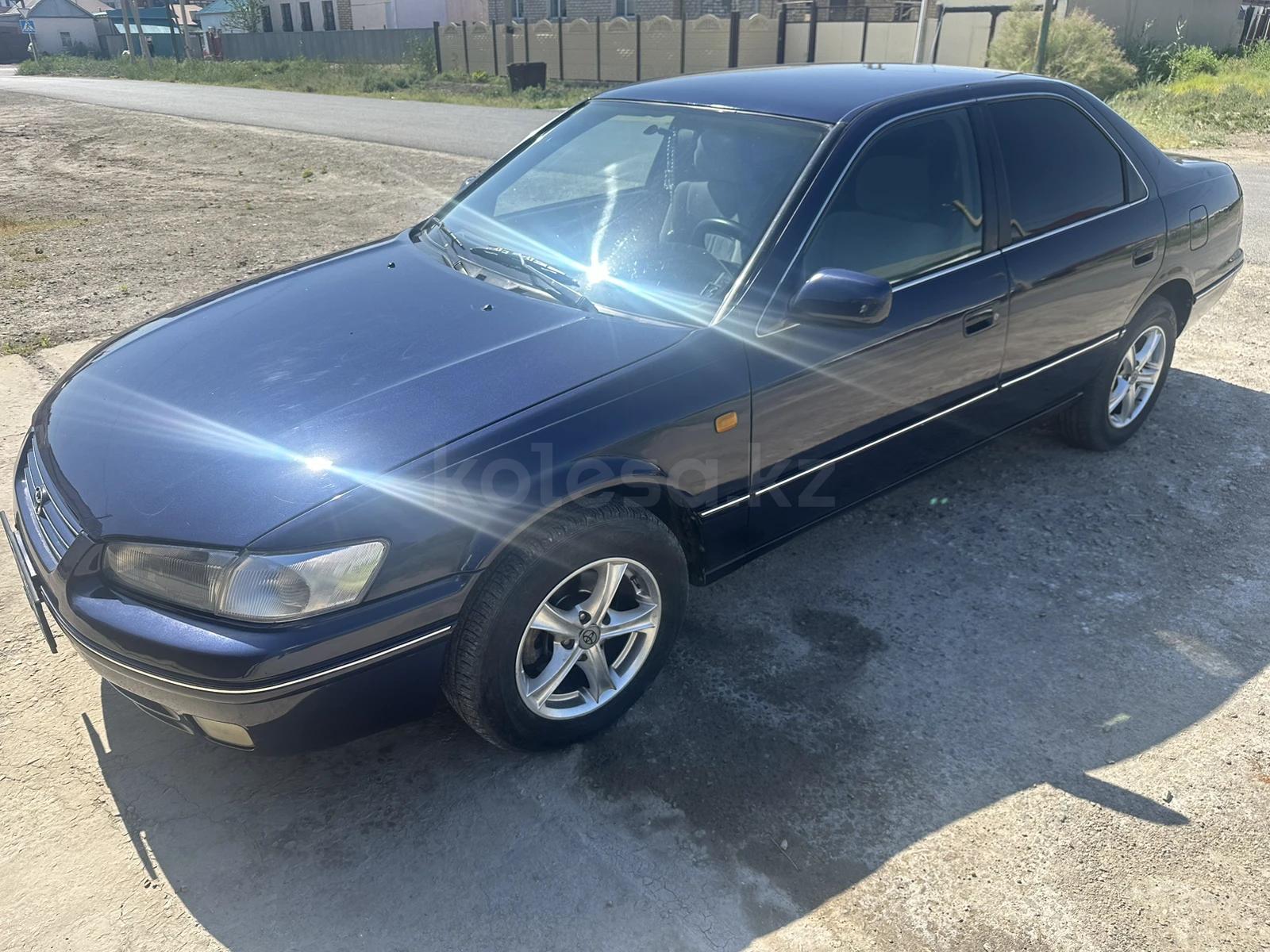 Toyota Camry 1998 г.