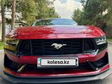 Ford Mustang 2024 года за 23 500 000 тг. в Алматы – фото 4