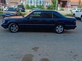 Mercedes-Benz E 280 1994 года за 2 900 000 тг. в Уральск – фото 3