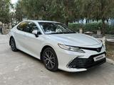 Toyota Camry 2022 годаfor17 999 999 тг. в Астана