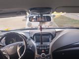 Hyundai Grandeur 2015 года за 4 500 000 тг. в Астана – фото 2