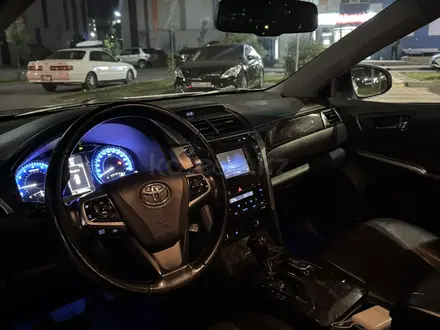 Toyota Camry 2015 года за 9 450 000 тг. в Алматы – фото 10