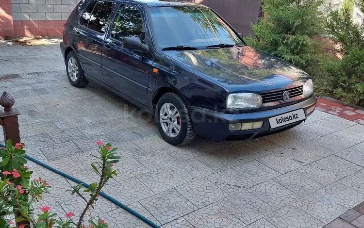 Volkswagen Golf 1993 годаүшін1 050 000 тг. в Алматы