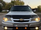 Chevrolet Niva 2019 года за 2 700 000 тг. в Караганда – фото 2