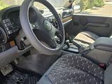 Land Rover Discovery 1997 года за 3 500 000 тг. в Актау – фото 3